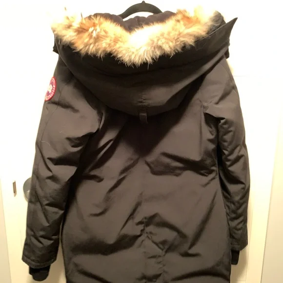 Canada Goose - Picture 2 of 7